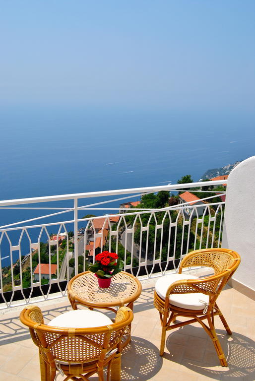 อิล กันโต เดลเล ซิเรเน Bed & Breakfast ฟูโรเร ภายนอก รูปภาพ