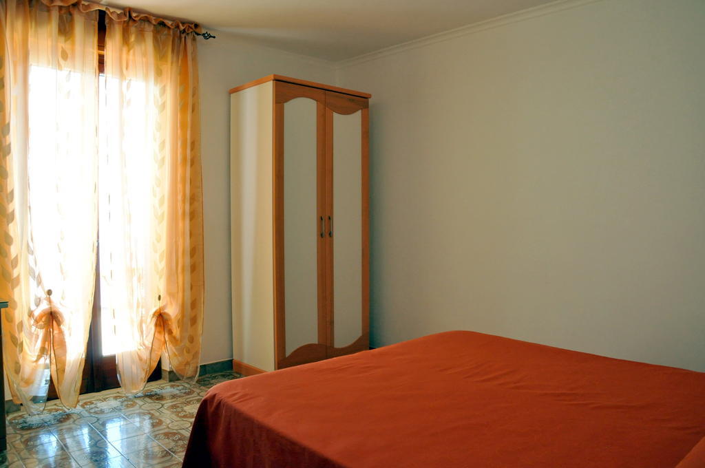 อิล กันโต เดลเล ซิเรเน Bed & Breakfast ฟูโรเร ภายนอก รูปภาพ