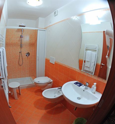 อิล กันโต เดลเล ซิเรเน Bed & Breakfast ฟูโรเร ภายนอก รูปภาพ